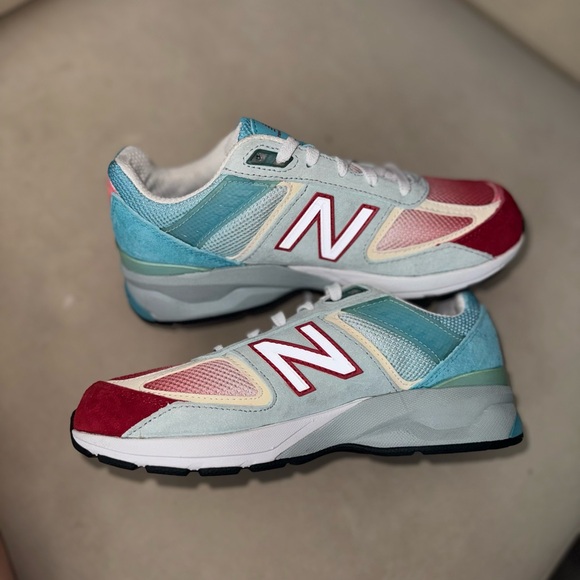 New Balance 990v5 - Picture 5 of 5